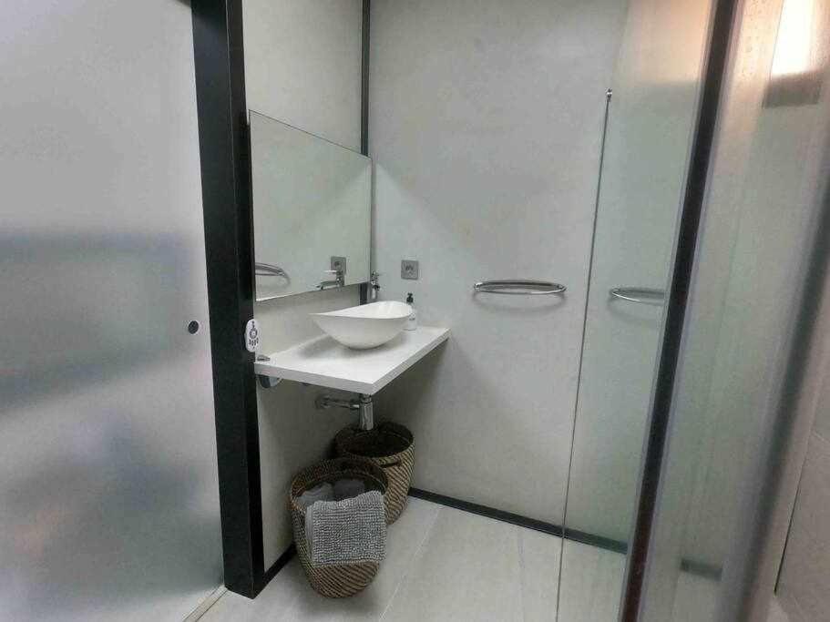 Apartamento Con Diseno Moderno Y Piscina 塔乌里托 外观 照片